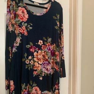 Teal Floral Print Sharkbite Tunic Top
